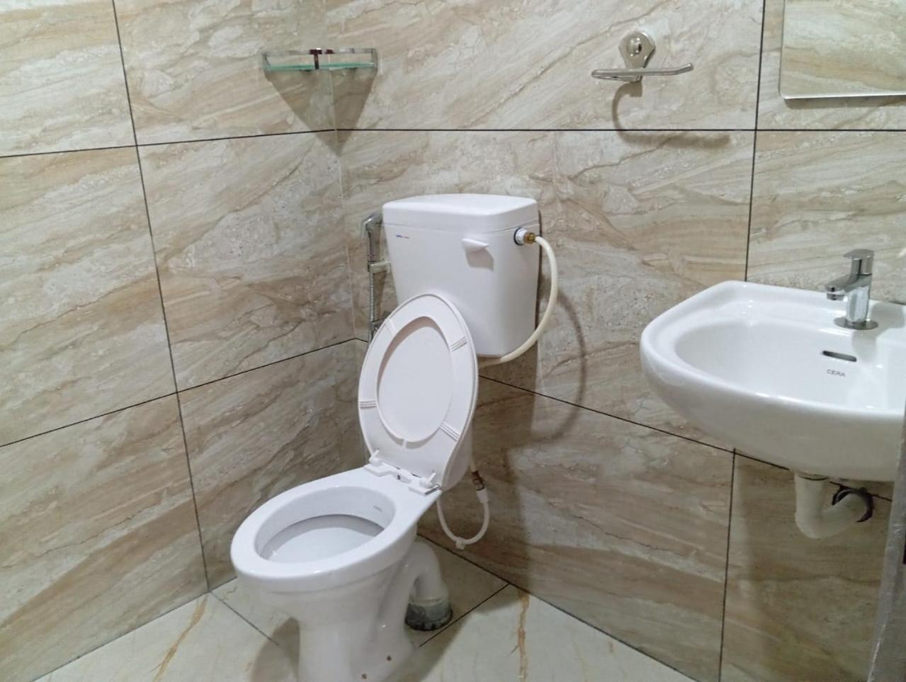 The Bunkhouse Lodge & Hostel Kochi Oda fotoğraf